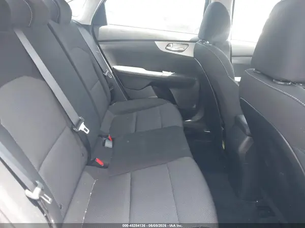 3KPF24AD6NE495526 2022 KIA FORTE - Image 8