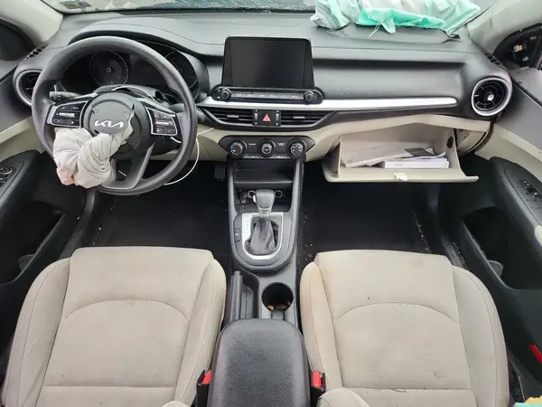 3KPF24AD6NE496238 2022 KIA FORTE - Image 8
