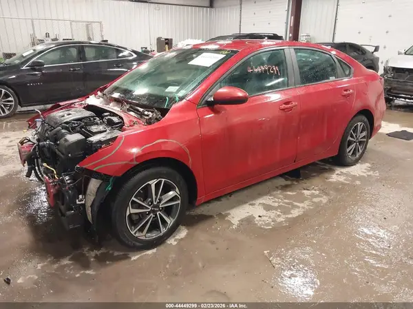 3KPF24AD6NE496904 2022 KIA FORTE - Image 2