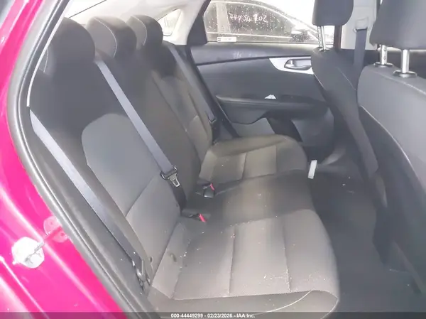 3KPF24AD6NE496904 2022 KIA FORTE - Image 8