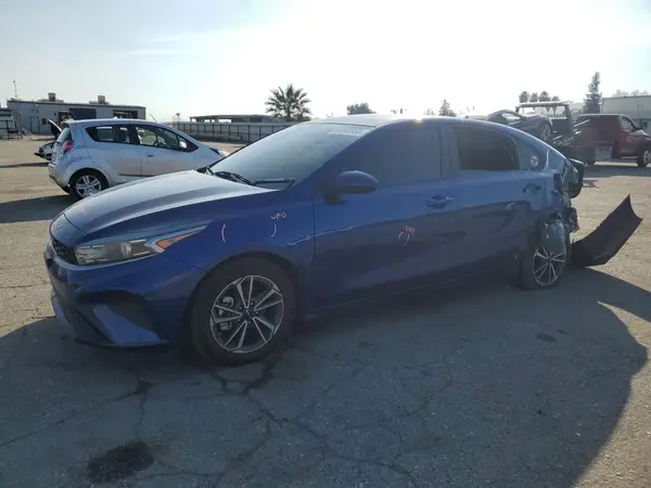 3KPF24AD6NE497521 2022 KIA FORTE - Image 1