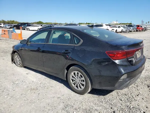 3KPF24AD6NE497857 2022 KIA FORTE - Image 2