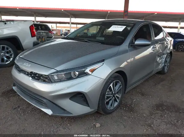 3KPF24AD6NE497888 2022 KIA FORTE - Image 2