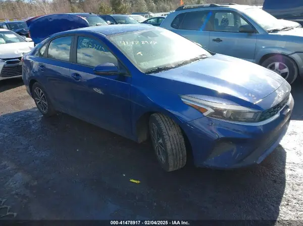 3KPF24AD6PE504664 2023 KIA FORTE - Image 1