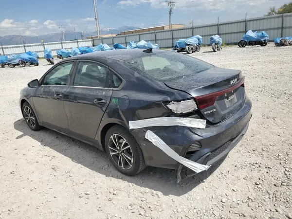 3KPF24AD6PE505278 2023 KIA FORTE - Image 2