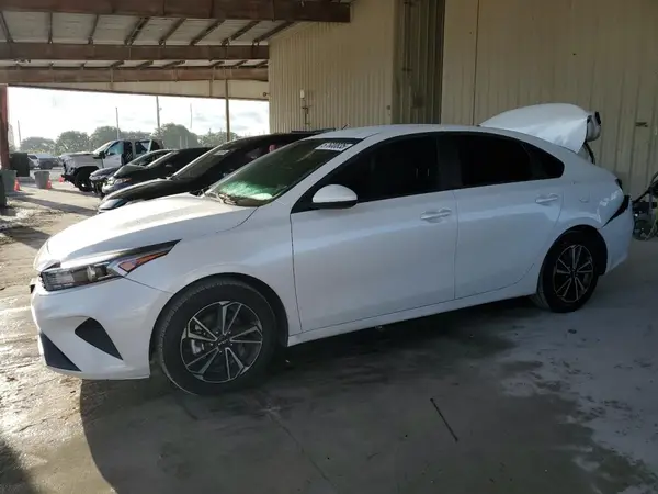 3KPF24AD6PE506446 2023 KIA FORTE - Image 1