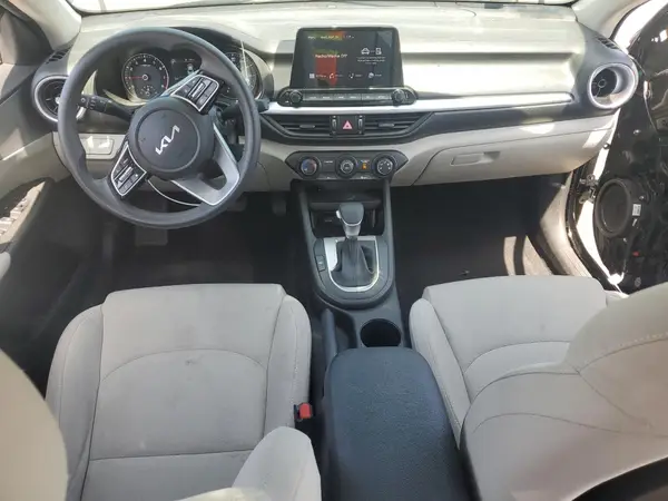 3KPF24AD6PE507421 2023 KIA FORTE - Image 8