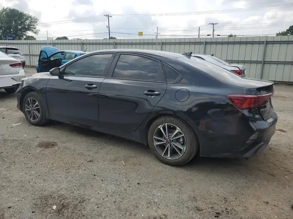 3KPF24AD6PE507578 2023 KIA FORTE - Image 2