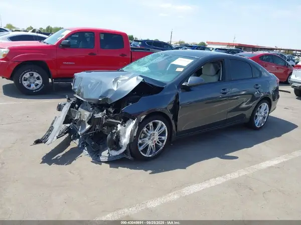3KPF24AD6PE508309 2023 KIA FORTE - Image 2