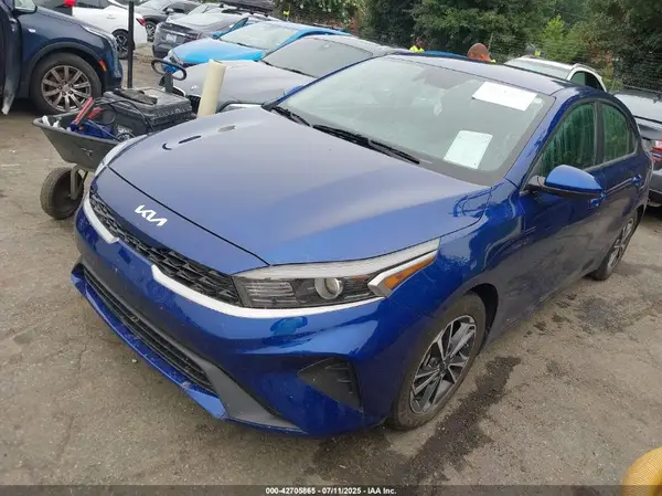 3KPF24AD6PE509525 2023 KIA FORTE - Image 2