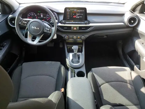 3KPF24AD6PE512957 2023 KIA FORTE - Image 8