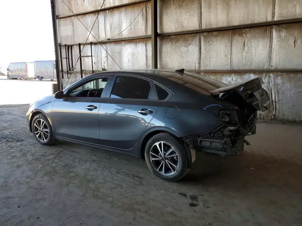 3KPF24AD6PE513140 2023 KIA FORTE - Image 2