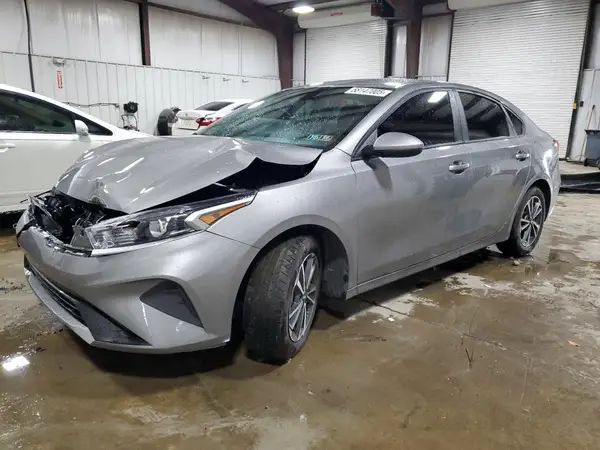 3KPF24AD6PE517639 2023 KIA FORTE - Image 1