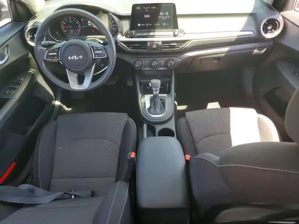 3KPF24AD6PE517916 2023 KIA FORTE - Image 8