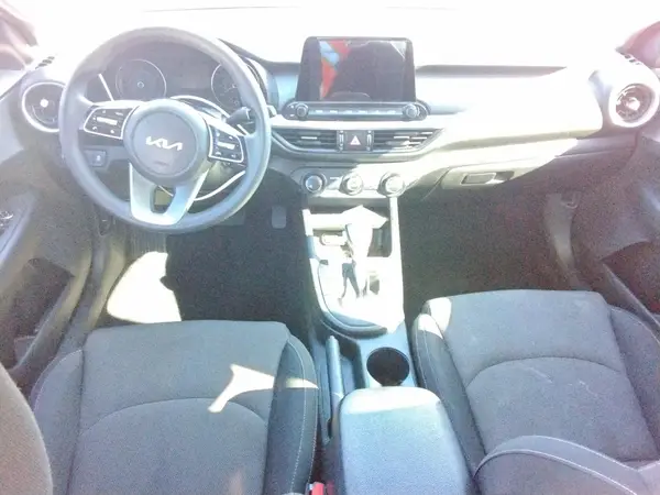 3KPF24AD6PE524039 2023 KIA FORTE - Image 8