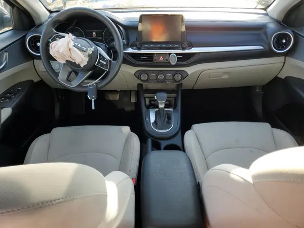 3KPF24AD6PE525126 2023 KIA FORTE - Image 8