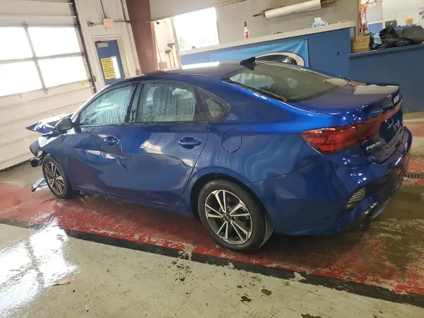 3KPF24AD6PE530388 2023 KIA FORTE - Image 2