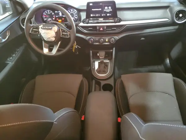 3KPF24AD6PE530388 2023 KIA FORTE - Image 8