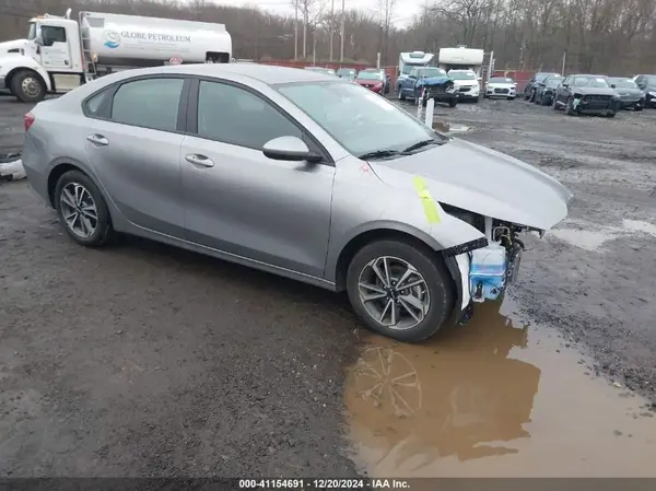 3KPF24AD6PE531699 2023 KIA FORTE - Image 1