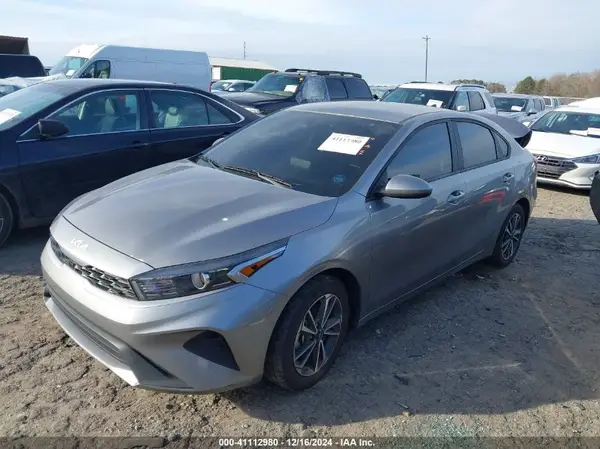 3KPF24AD6PE532643 2023 KIA FORTE - Image 2
