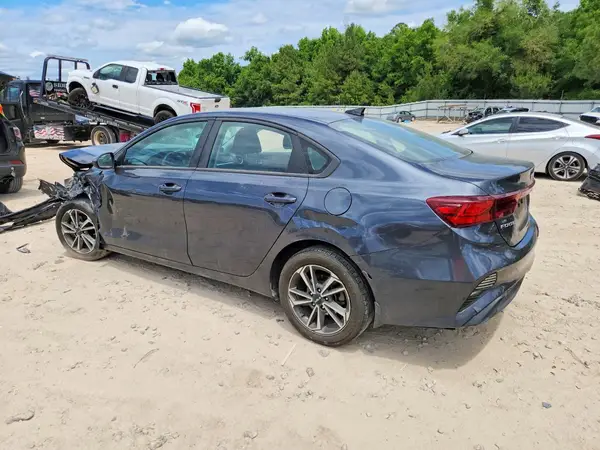 3KPF24AD6PE536529 2023 KIA FORTE - Image 2