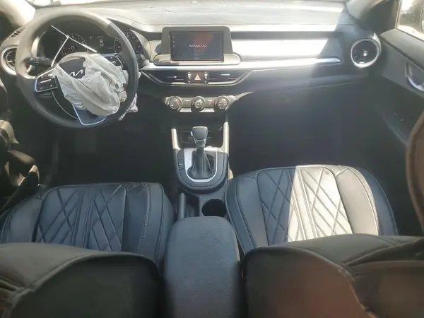 3KPF24AD6PE537289 2023 KIA FORTE - Image 8