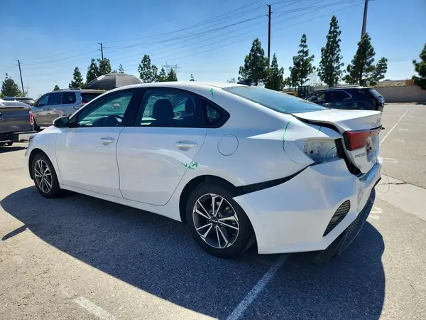 3KPF24AD6PE538071 2023 KIA FORTE - Image 2