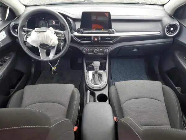 3KPF24AD6PE538460 2023 KIA FORTE - Image 8
