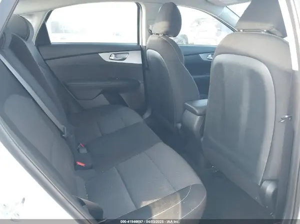 3KPF24AD6PE539124 2023 KIA FORTE - Image 8