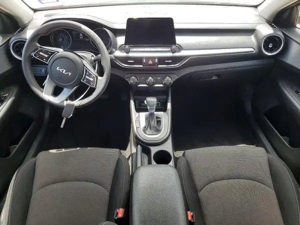 3KPF24AD6PE541228 2023 KIA FORTE - Image 8