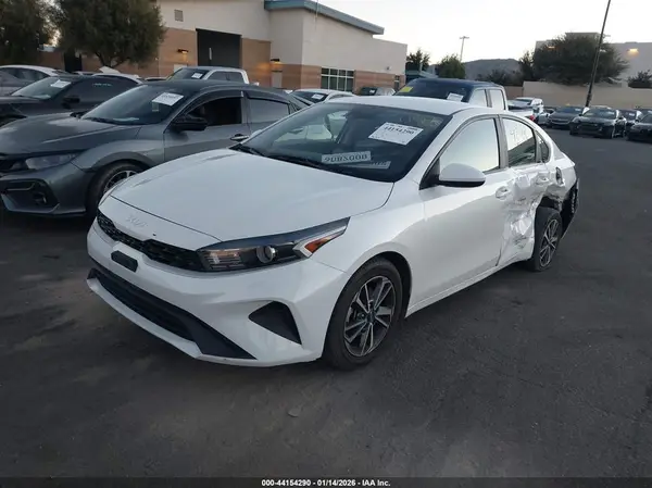 3KPF24AD6PE544131 2023 KIA FORTE - Image 2