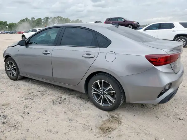 3KPF24AD6PE544730 2023 KIA FORTE - Image 2