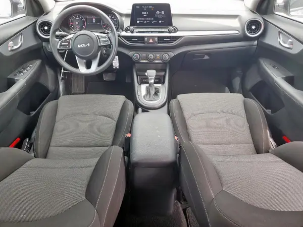 3KPF24AD6PE544730 2023 KIA FORTE - Image 8