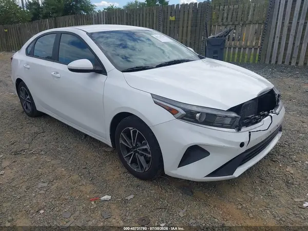 3KPF24AD6PE545196 2023 KIA FORTE - Image 1