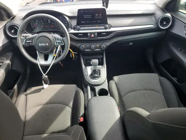 3KPF24AD6PE545201 2023 KIA FORTE - Image 8