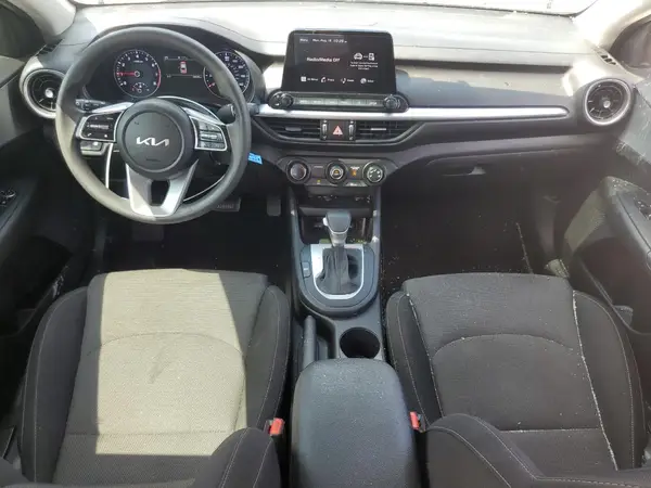 3KPF24AD6PE546879 2023 KIA FORTE - Image 8