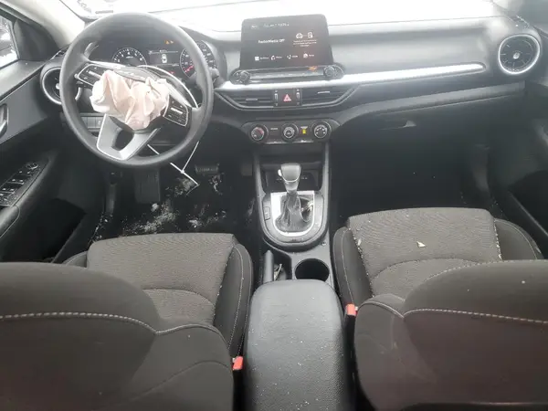 3KPF24AD6PE547708 2023 KIA FORTE - Image 8