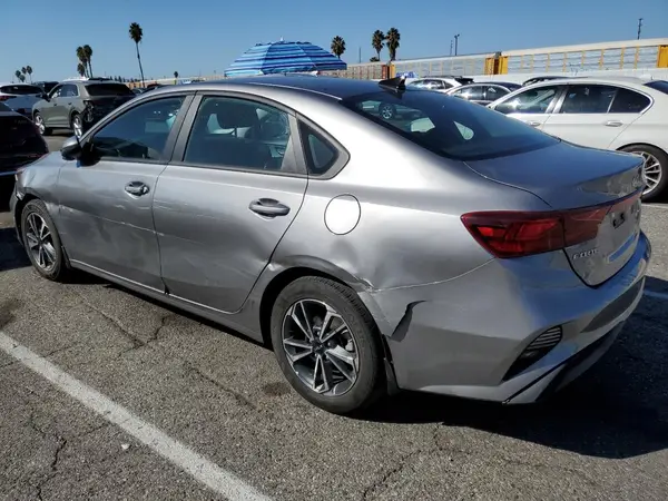 3KPF24AD6PE548728 2023 KIA FORTE - Image 2