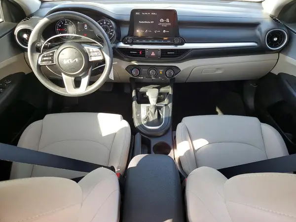 3KPF24AD6PE548969 2023 KIA FORTE - Image 8