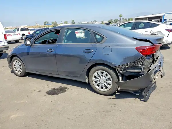 3KPF24AD6PE551175 2023 KIA FORTE - Image 2