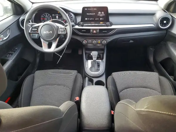 3KPF24AD6PE551340 2023 KIA FORTE - Image 8