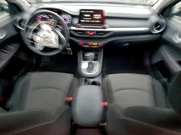 3KPF24AD6PE561270 2023 KIA FORTE - Image 8
