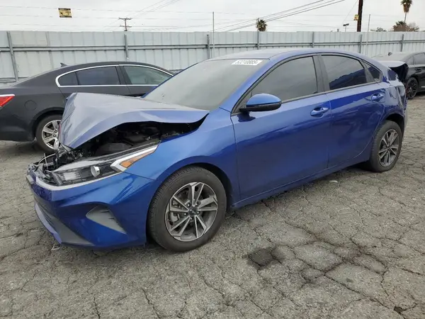 3KPF24AD6PE562094 2023 KIA FORTE - Image 1