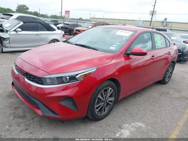3KPF24AD6PE565559 2023 KIA FORTE - Image 2