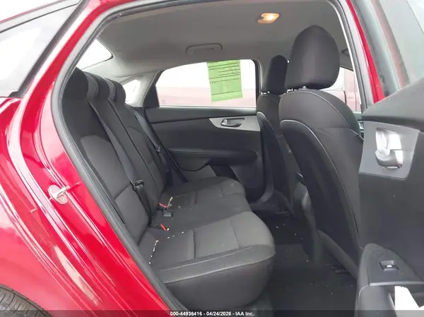 3KPF24AD6PE565559 2023 KIA FORTE - Image 8