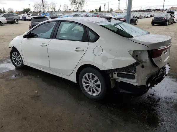 3KPF24AD6PE565660 2023 KIA FORTE - Image 2