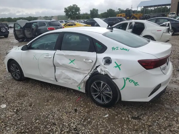 3KPF24AD6PE565870 2023 KIA FORTE - Image 2