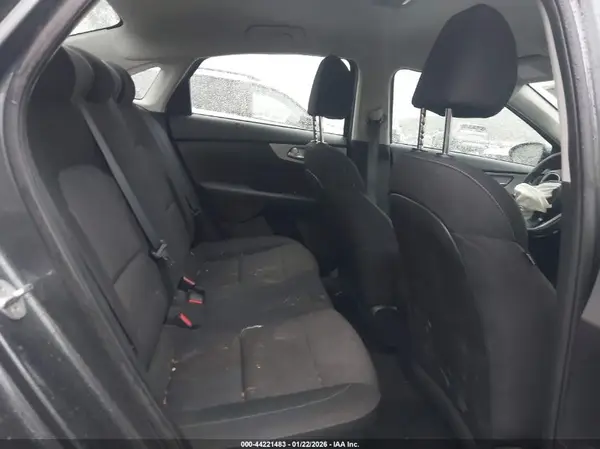 3KPF24AD6PE569997 2023 KIA FORTE - Image 8