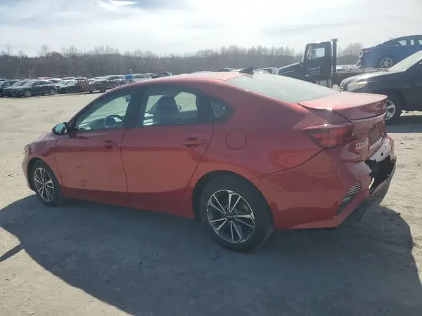 3KPF24AD6PE570471 2023 KIA FORTE - Image 2