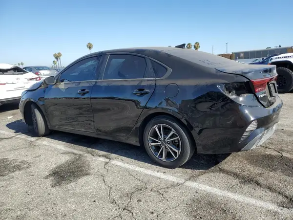 3KPF24AD6PE570664 2023 KIA FORTE - Image 2